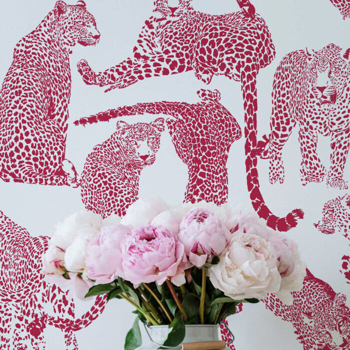 magenta leopards wallpaper 3